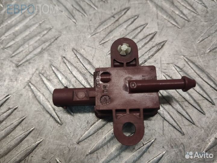 Датчик удара на mercedes W253 s1135402