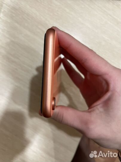 iPhone Xr, 64 ГБ