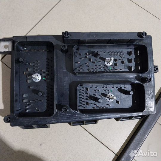 Блок предохранителей Opel Astra H