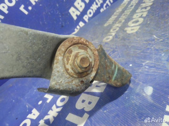 Рычаг задний нижний левый Mercedes-Benz W211