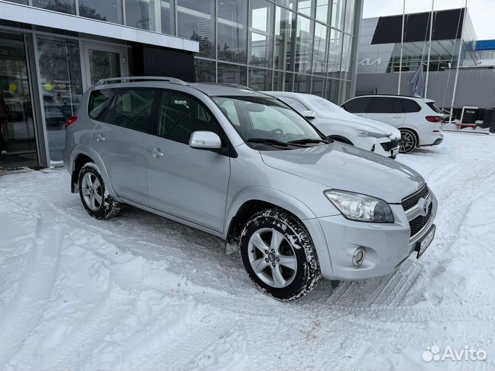 Toyota RAV4 2.4 AT, 2012, 128 244 км