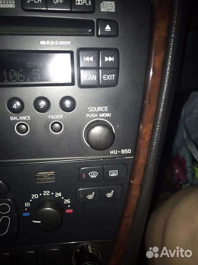 Штатная магнитола HU850 с aux Volvo s60