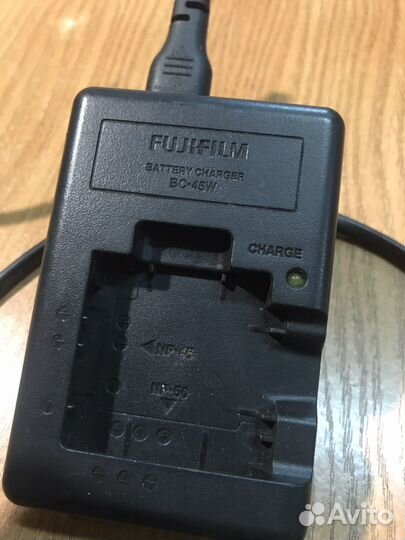 Зарядное устройство Fujifilm
