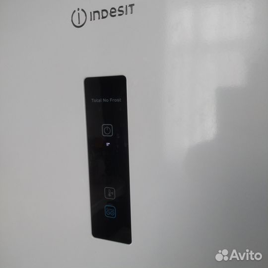 Холодильник в отличном состоянии Indesid