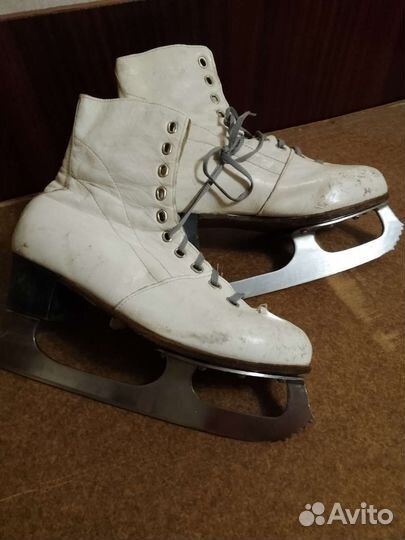 Коньки фигурные