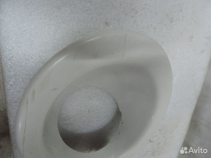 Рамка противотуманной фары левая Land Rover Freela