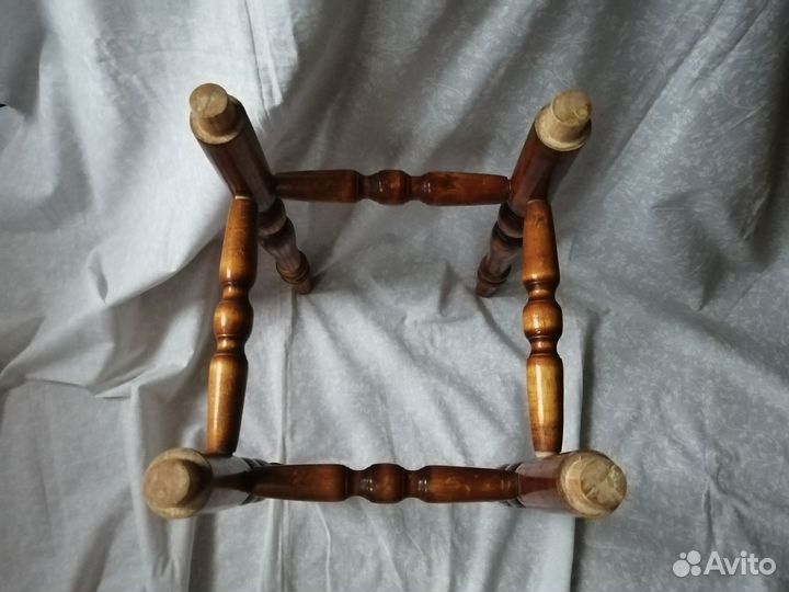 Снование для табурета