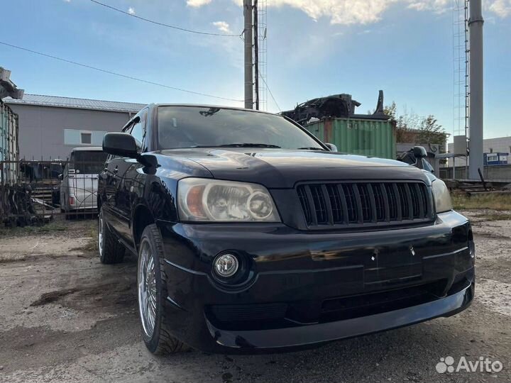 Панель пола багажника левая Toyota Kluger V 2005 M