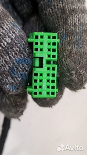 Зеркало боковое левое Volvo S60