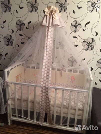 Детская кроватка Кристина (маятник) +весь комплект
