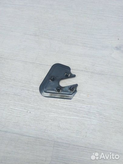 Кронштейн (крепление) BMW 5 F10/F11 2011