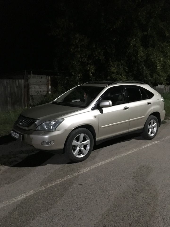 Lexus RX: фото владельца