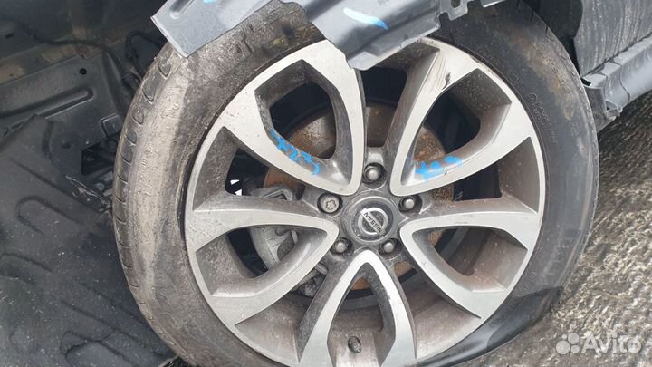 Запчасти б/у Nissan Juke 1,6 2015