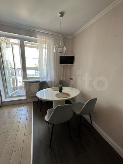 2-к. квартира, 58,3 м², 9/10 эт.