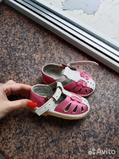 Туфельки для девочки