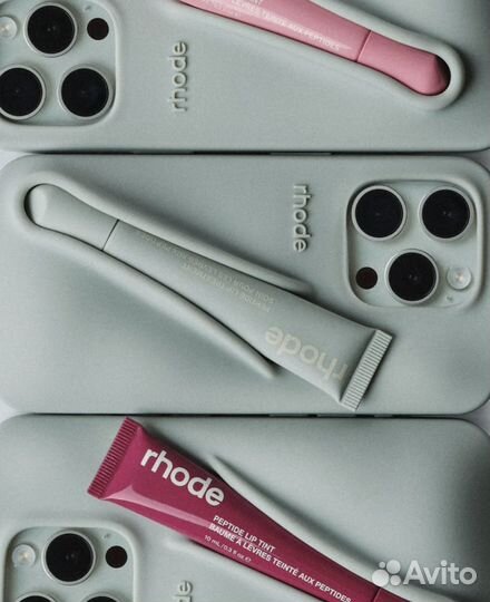 Чехол на iPhone от Rhode в наличии