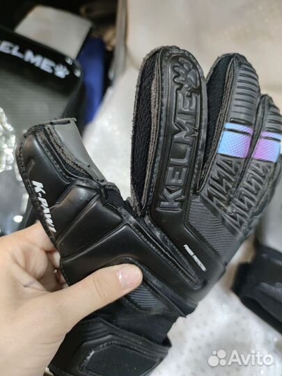 Новые перчатки футбольные на 5-6 лет