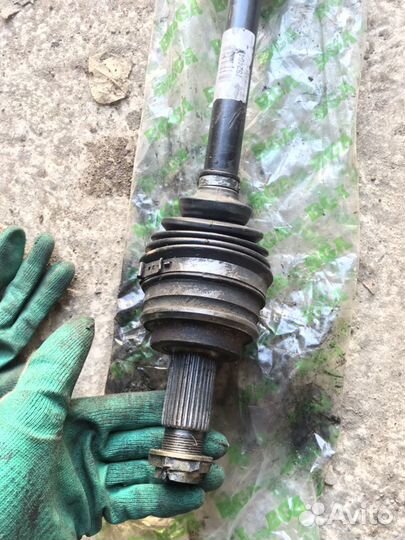 Привод передний левый BMW X3 E83