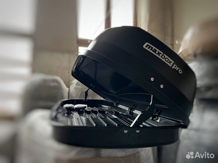 Багажник на крышу (автобокс) Maxbox