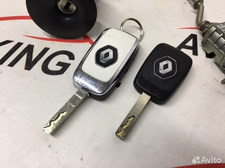 Замок зажигания с личинкой двери и ключом Renault