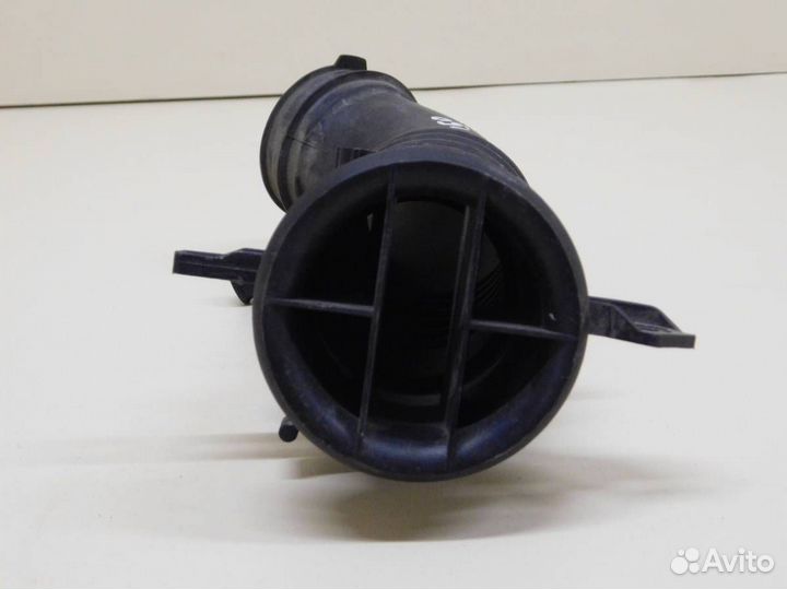 Патрубок воздушного фильтра Toyota Corolla E150 20