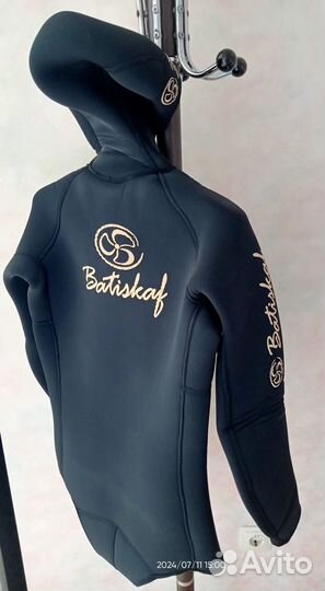 Гидрокостюм 9 мм размер М (46-52)