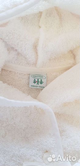 Халат махровый новый для девочки на 2 года