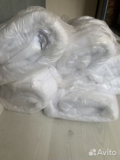 Одеяла новые