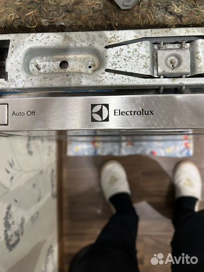 Посудомоечная машина Electrolux 45 см