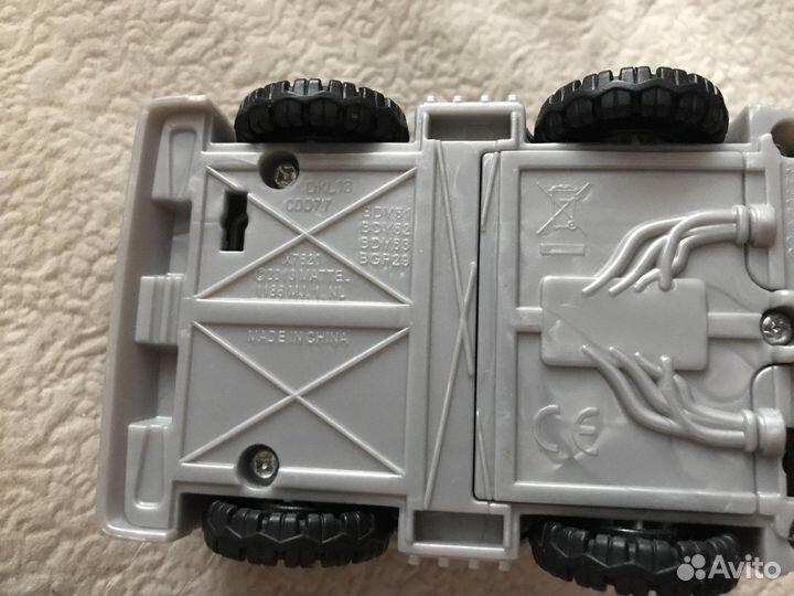 Машинка со зуком и светом