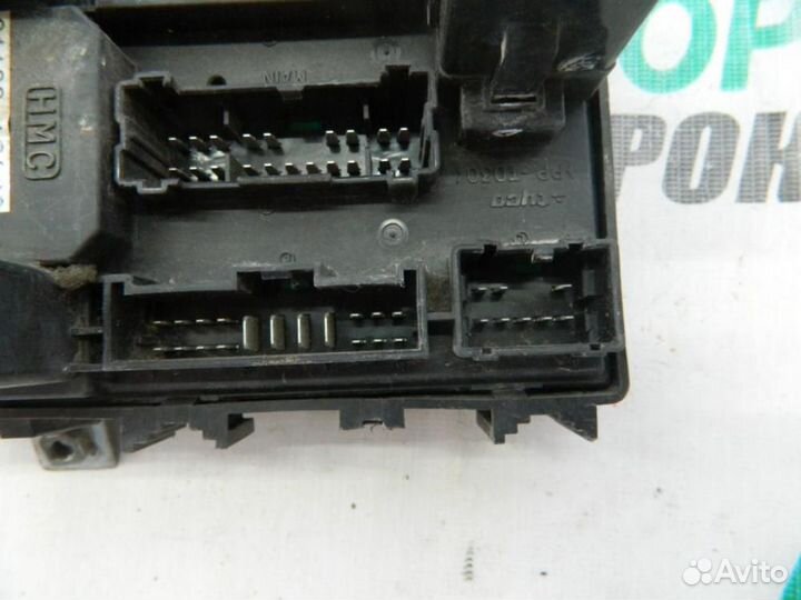 Блок предохранителей для Hyundai Getz 2002-2010г