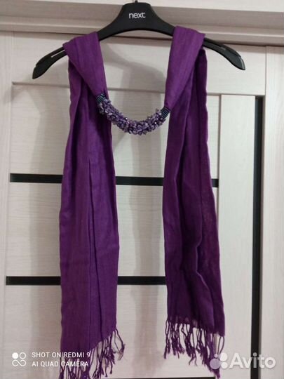 Красивый новый шарф с бусами из Филиппин