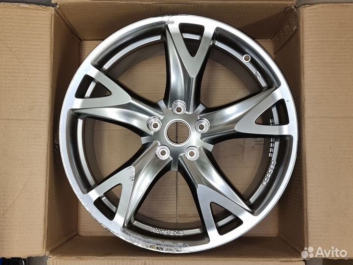 Оригинальный кованый передний диск R19 Nissan 370Z