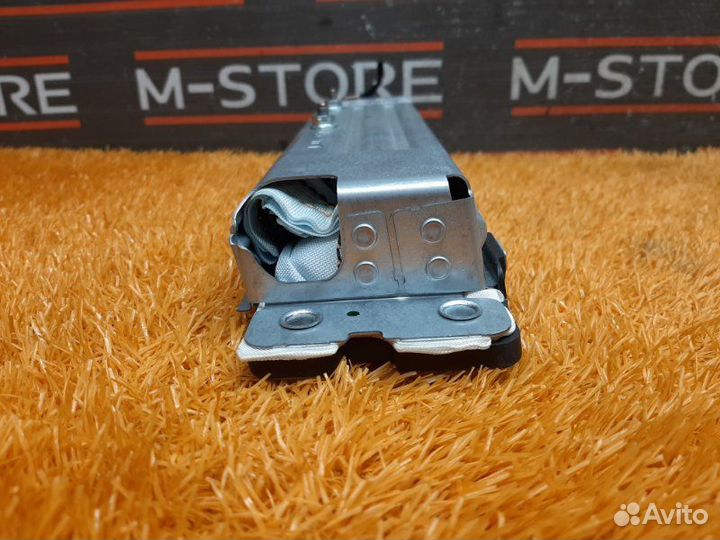 Подушка безопасности водителя Mercedes-Benz