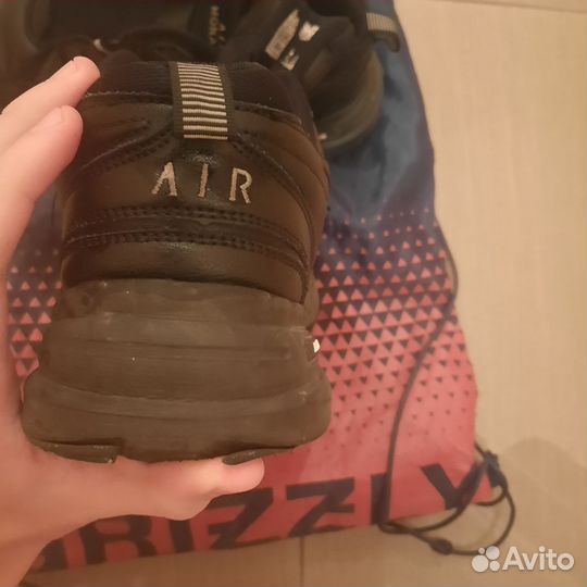 Кроссовки Nike air monarch iv