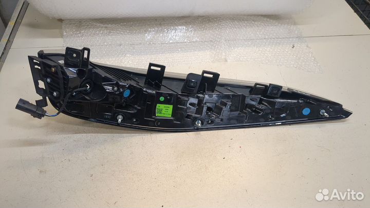 Фонарь (задний) левый Cadillac XT4, 2019