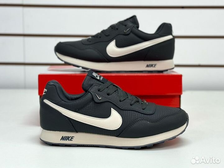 Кроссовки мужские Nike