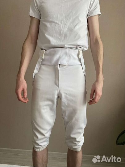 Костюм для фехтовария