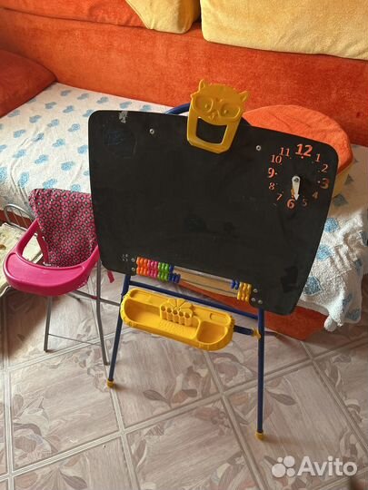Стол туалетный Детская кровать Детский стул Доска