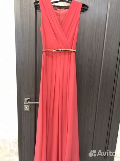 Вечернее платье