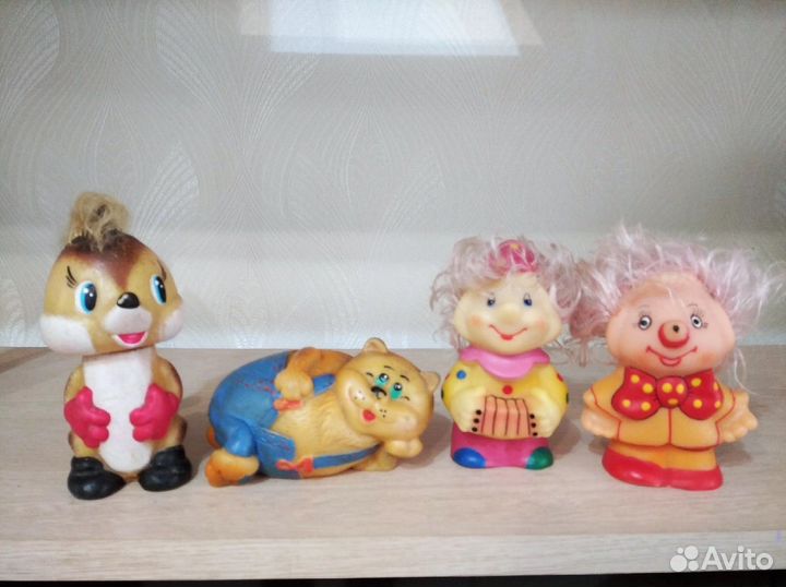 Игрушки резиновые