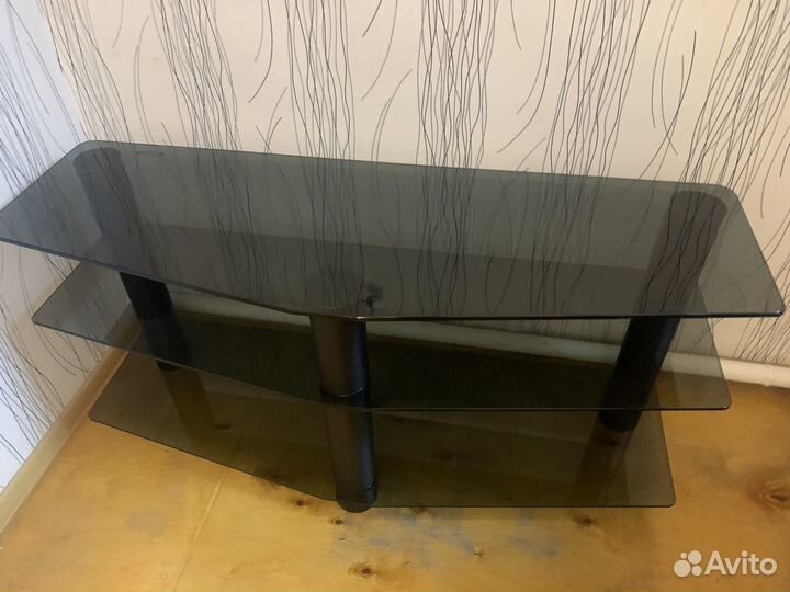 Стеклянная тумба под тв