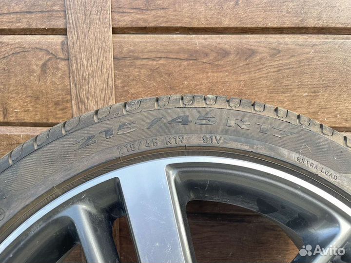 Pirelli Cinturato P7 215/45 R17 91V