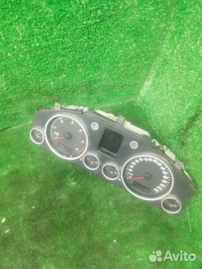 Приборная панель Volkswagen Touareg I 2.5 TDI 2005