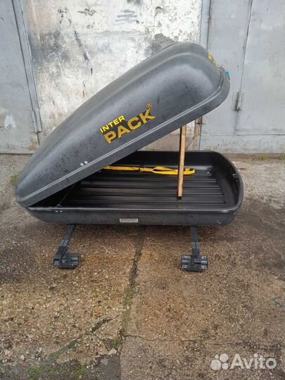 Автобокс на крышу автомобиля