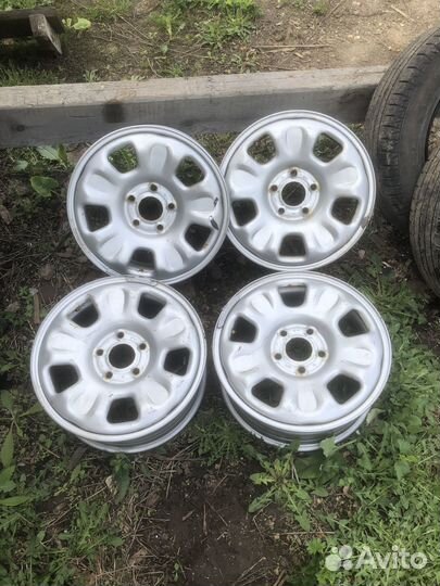 Continental CrossContact LX 215/65 R16