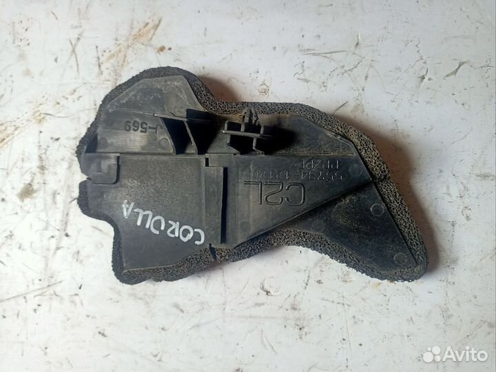 Уплотнитель водостока левый Toyota Corolla E150