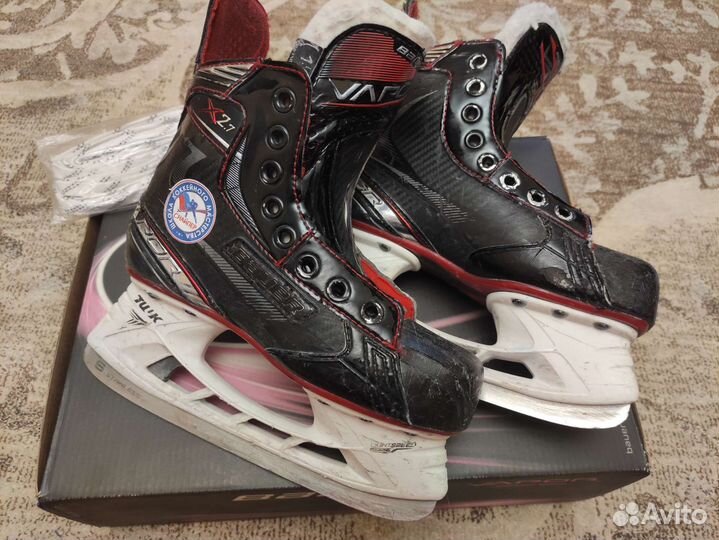 Хоккейные коньки бауэр