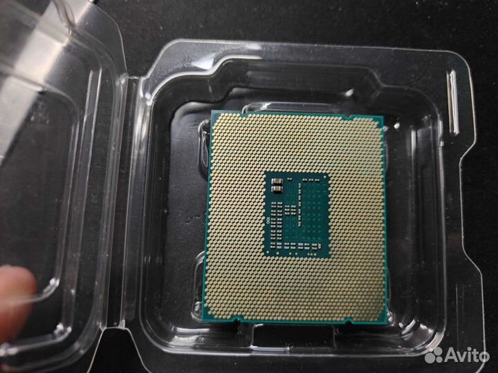Процессор Intel Xeon E5-2640V3 2011V3