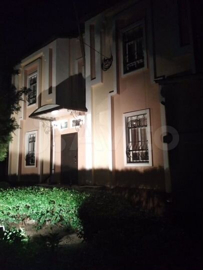 Дом 280 м² на участке 10 сот.